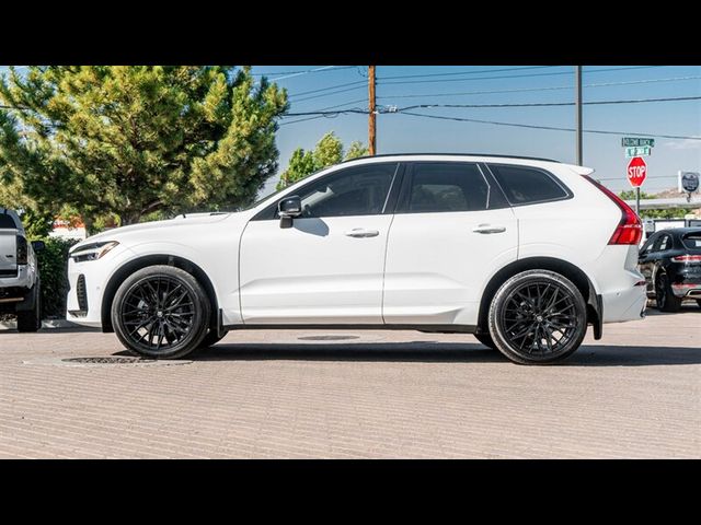 2023 Volvo XC60 Ultimate Dark Theme