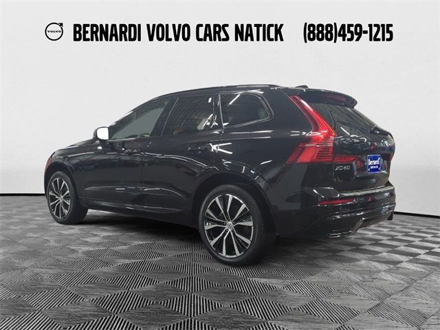 2023 Volvo XC60 Ultimate Dark Theme