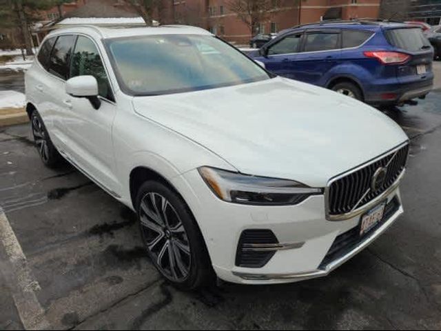 2023 Volvo XC60 Ultimate Bright Theme