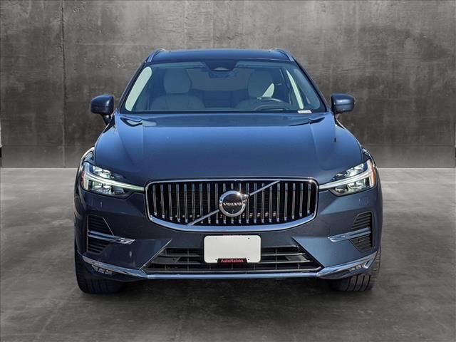 2023 Volvo XC60 Ultimate Bright Theme