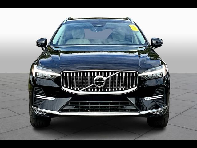 2023 Volvo XC60 Ultimate Bright Theme