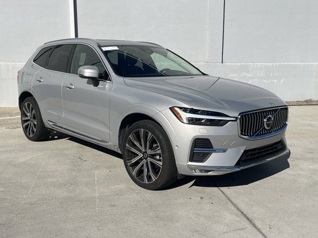 2023 Volvo XC60 Ultimate Bright Theme