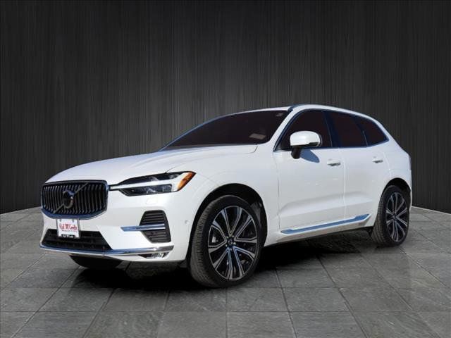 2023 Volvo XC60 Ultimate Bright Theme