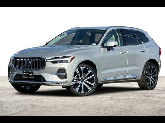 2023 Volvo XC60 Ultimate Bright Theme