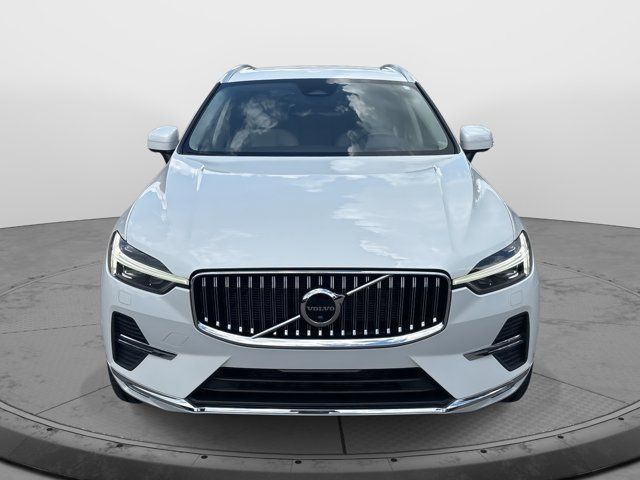 2023 Volvo XC60 Ultimate Bright Theme