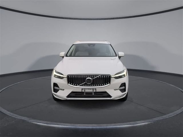2023 Volvo XC60 Ultimate Bright Theme