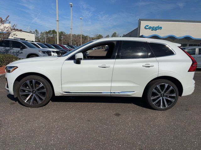 2023 Volvo XC60 Ultimate Bright Theme