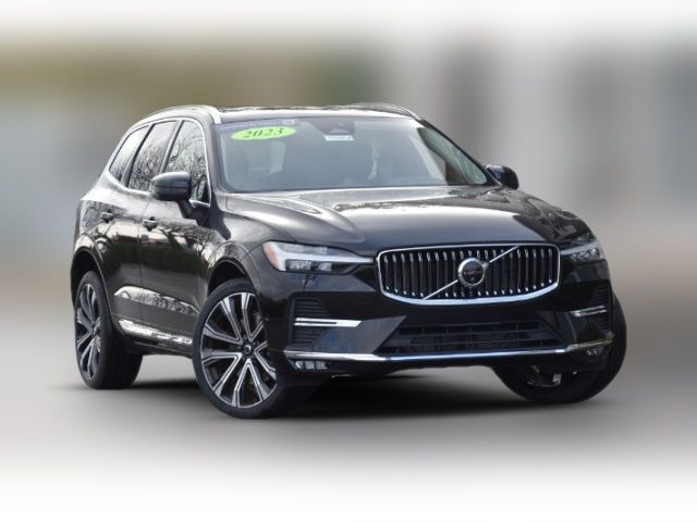 2023 Volvo XC60 Ultimate Bright Theme