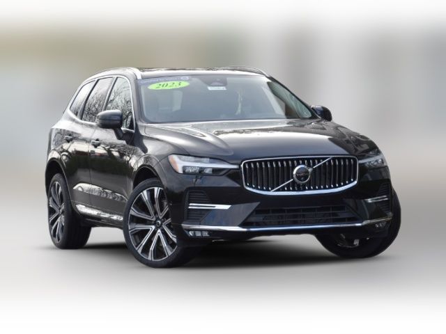 2023 Volvo XC60 Ultimate Bright Theme