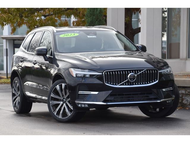 2023 Volvo XC60 Ultimate Bright Theme