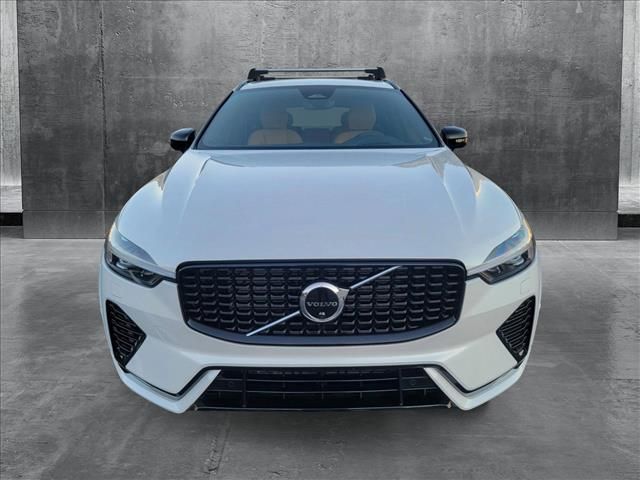 2023 Volvo XC60 Ultimate Dark Theme