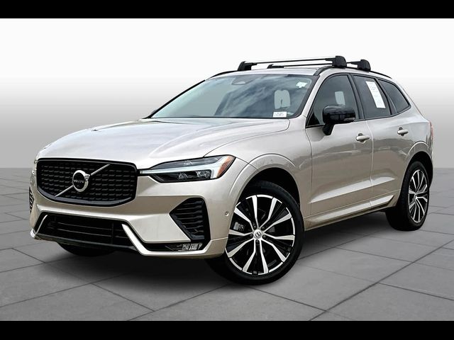 2023 Volvo XC60 Ultimate Dark Theme