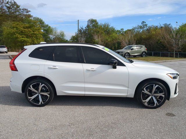 2023 Volvo XC60 Ultimate Dark Theme