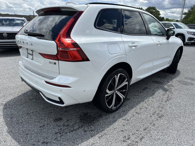 2023 Volvo XC60 Ultimate Dark Theme