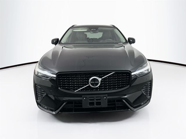 2023 Volvo XC60 Ultimate Dark Theme