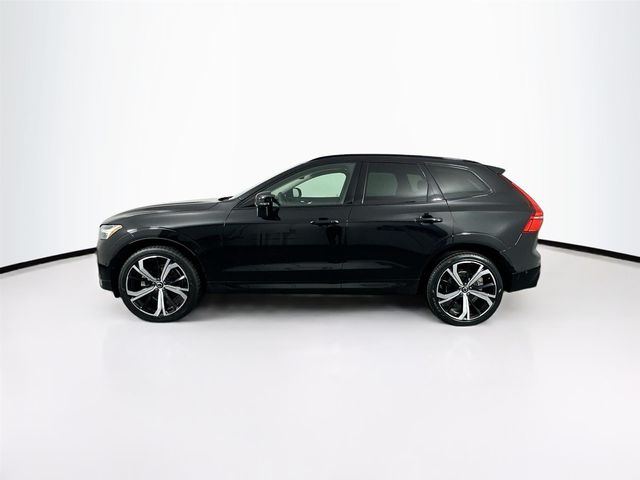 2023 Volvo XC60 Ultimate Dark Theme