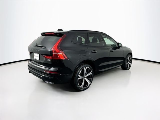 2023 Volvo XC60 Ultimate Dark Theme