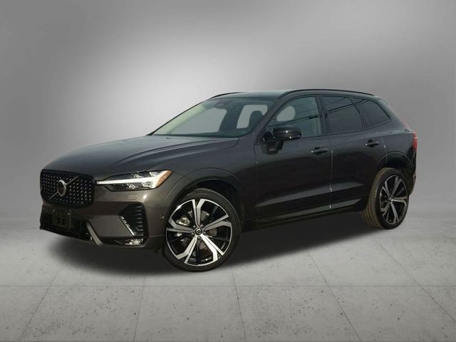 2023 Volvo XC60 Ultimate Dark Theme