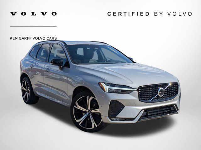 2023 Volvo XC60 Ultimate Dark Theme