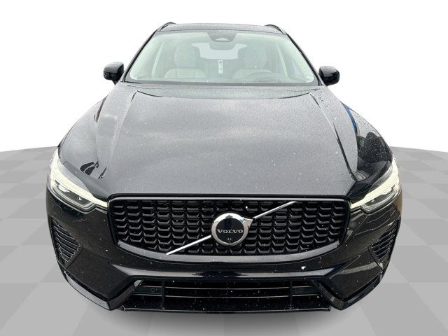 2023 Volvo XC60 Ultimate Dark Theme