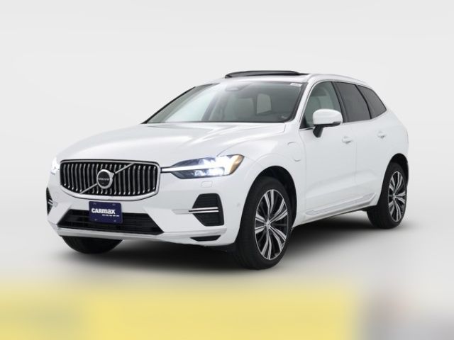 2023 Volvo XC60 Recharge Plug-In Hybrid Plus Bright Theme