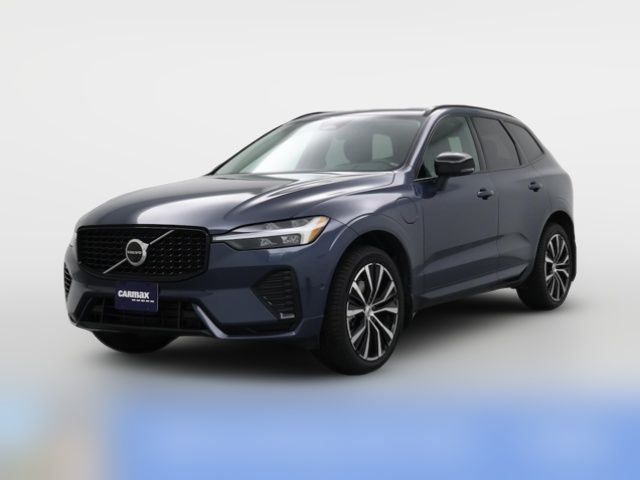2023 Volvo XC60 Recharge Plug-In Hybrid Plus Dark Theme
