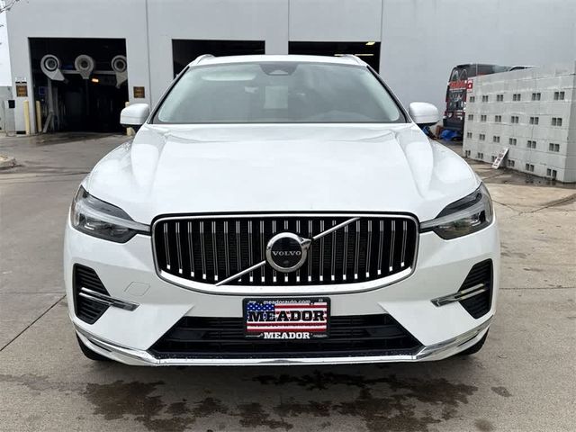 2023 Volvo XC60 Recharge Plug-In Hybrid Plus Bright Theme