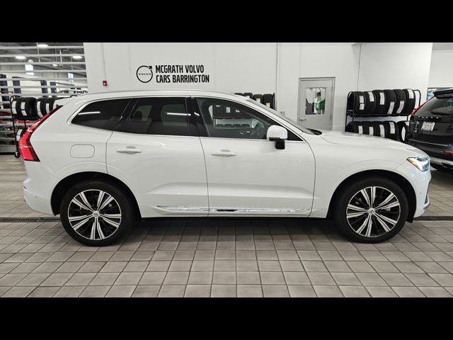 2023 Volvo XC60 Recharge Plug-In Hybrid Plus Bright Theme