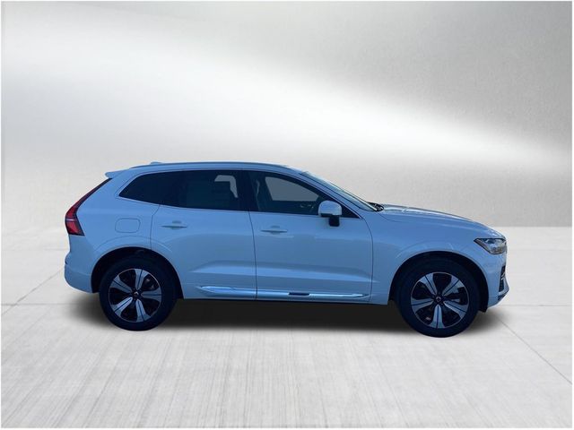 2023 Volvo XC60 Recharge Plug-In Hybrid Core Bright Theme