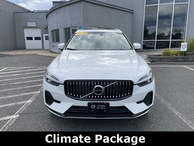 2023 Volvo XC60 Recharge Plug-In Hybrid Core Bright Theme