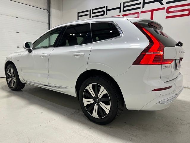 2023 Volvo XC60 Recharge Plug-In Hybrid Core Bright Theme