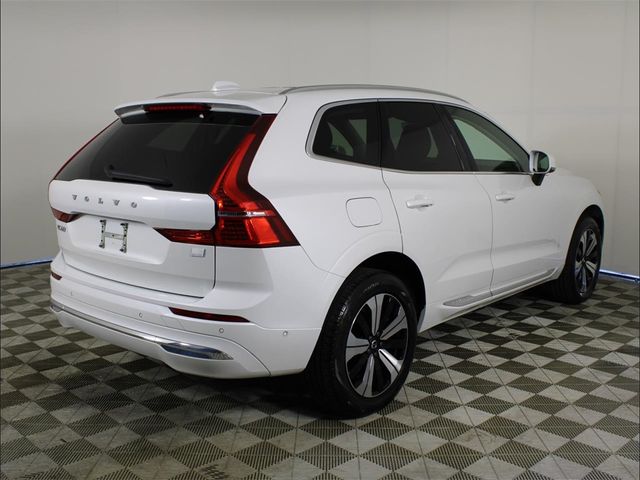 2023 Volvo XC60 Recharge Plug-In Hybrid Plus Bright Theme