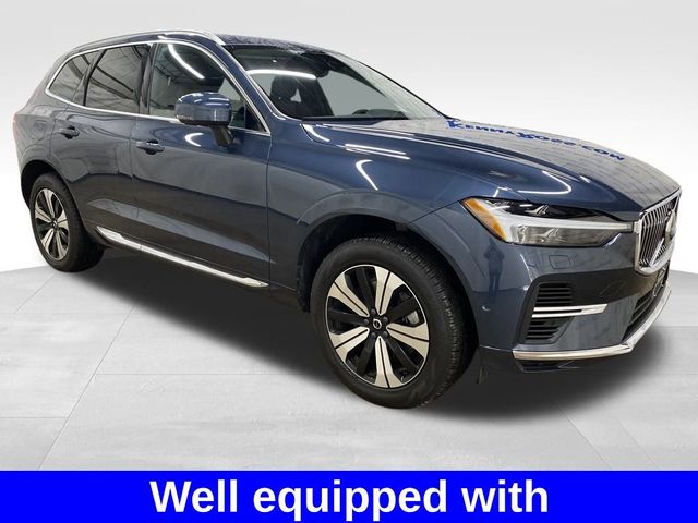 2023 Volvo XC60 Recharge Plug-In Hybrid Plus Bright Theme