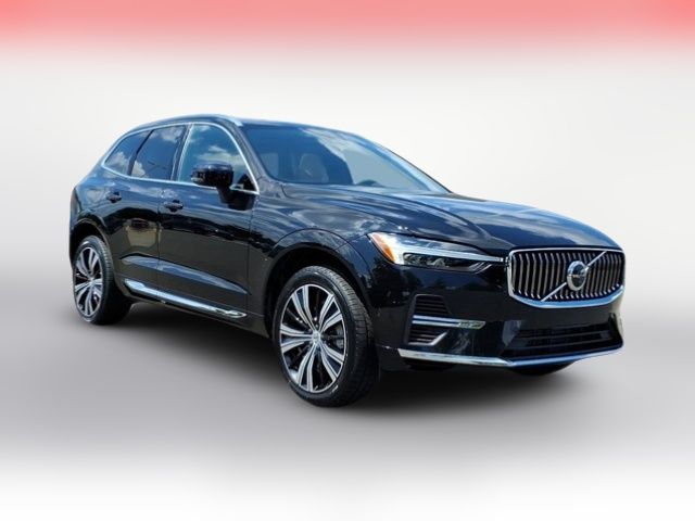 2023 Volvo XC60 Recharge Plug-In Hybrid Ultimate Bright Theme