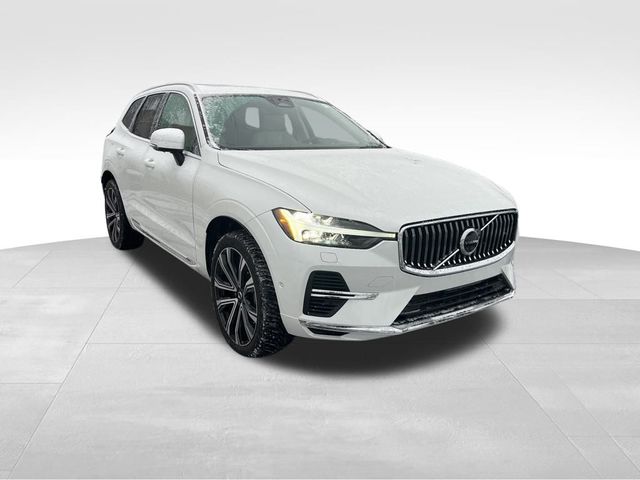 2023 Volvo XC60 Recharge Plug-In Hybrid Ultimate Bright Theme