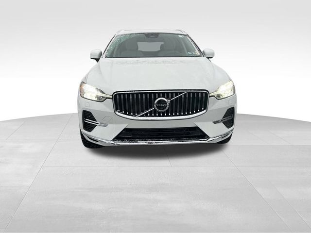 2023 Volvo XC60 Recharge Plug-In Hybrid Ultimate Bright Theme