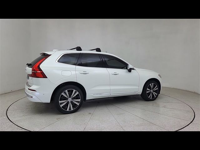 2023 Volvo XC60 Recharge Plug-In Hybrid Ultimate Bright Theme