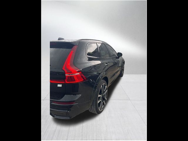 2023 Volvo XC60 Recharge Plug-In Hybrid Ultimate Dark Theme