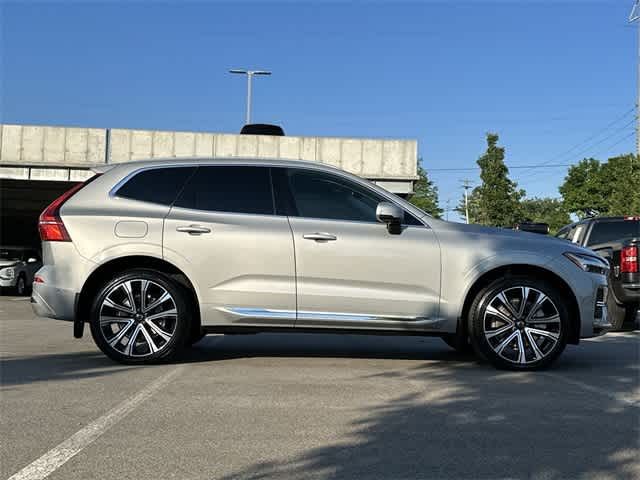 2023 Volvo XC60 Recharge Plug-In Hybrid Ultimate Bright Theme