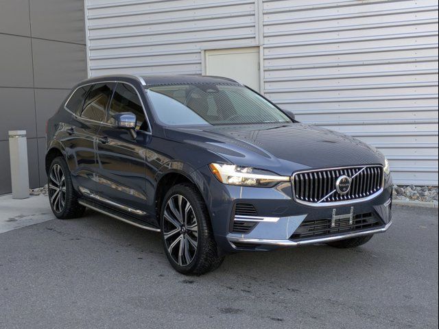 2023 Volvo XC60 Recharge Plug-In Hybrid Ultimate Bright Theme