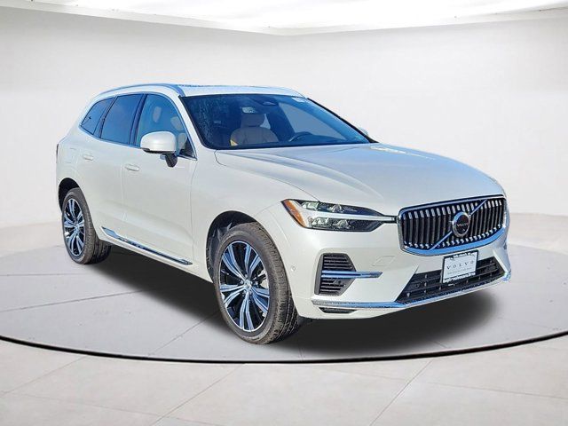 2023 Volvo XC60 Recharge Plug-In Hybrid Ultimate Bright Theme