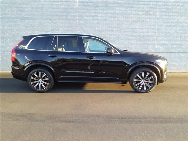 2023 Volvo XC90 Core