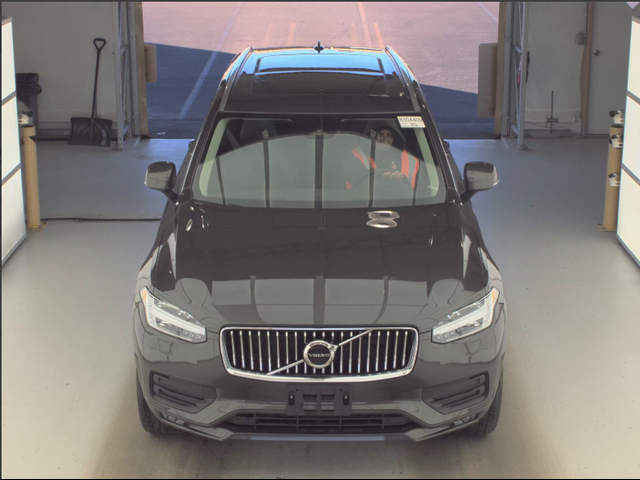 2023 Volvo XC90 Core