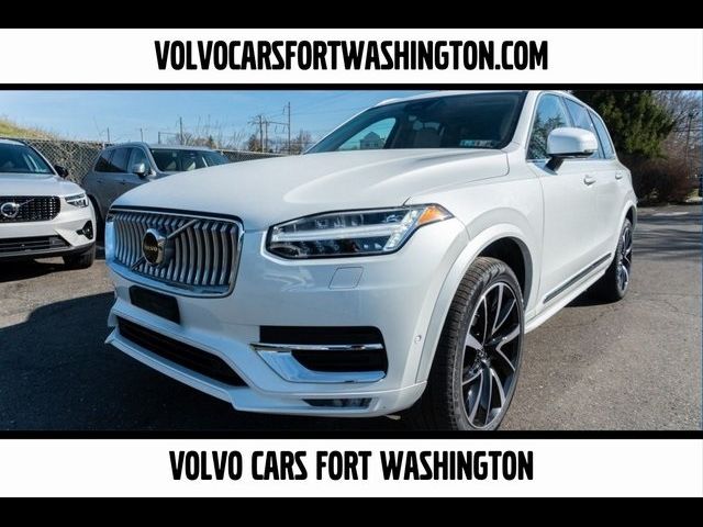 2023 Volvo XC90 Plus