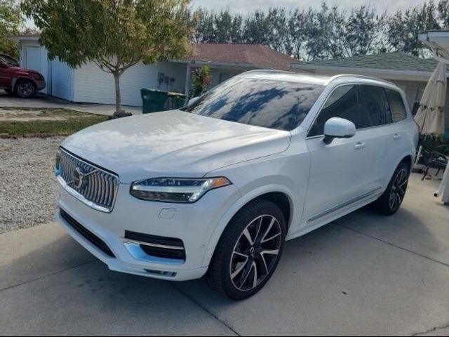 2023 Volvo XC90 Plus