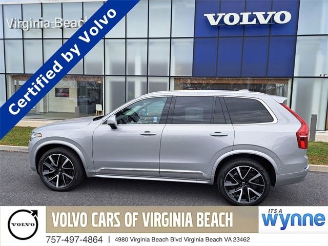 2023 Volvo XC90 Plus