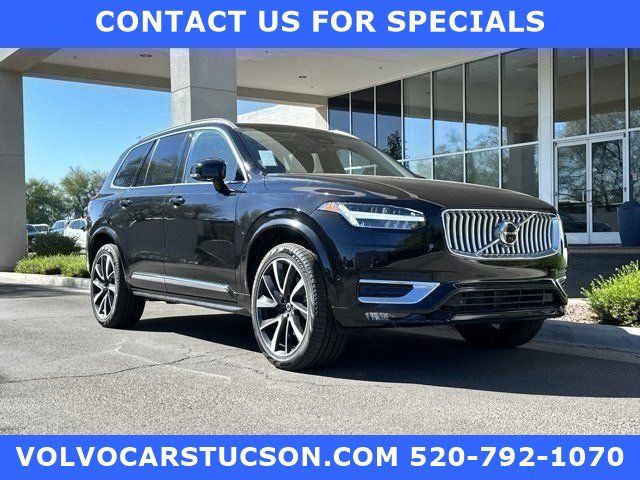 2023 Volvo XC90 Plus