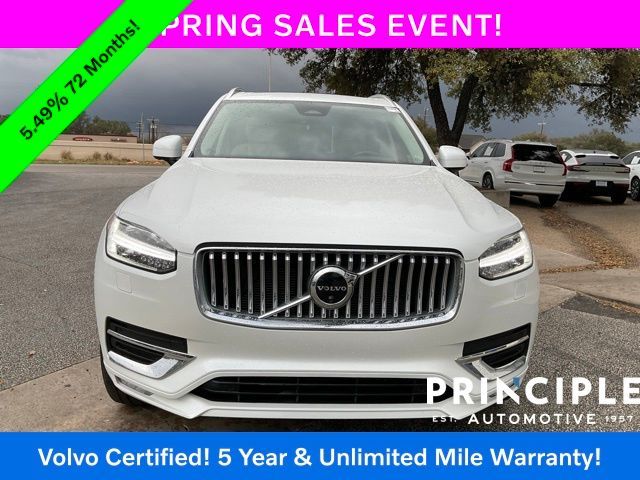 2023 Volvo XC90 Plus