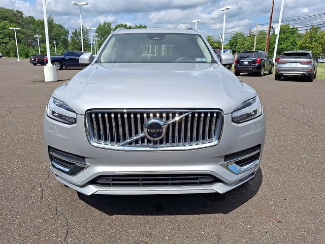 2023 Volvo XC90 Plus