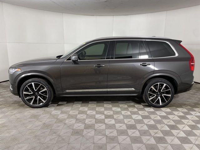 2023 Volvo XC90 Plus